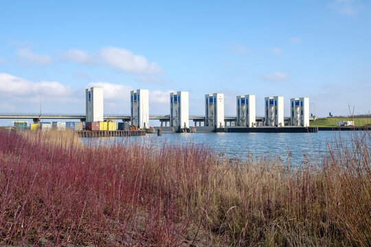 Houtribsluizen bij Lelystad