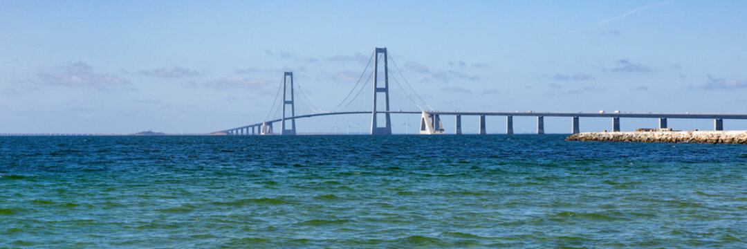 Panoramic view of the Great Belt Fixed Link (Storebæltsbroen)