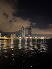 Naklejka premium country skyline at night