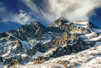 mountain peak snow in Alps nature panorama. Ośnieżona góra w Alpach - obrazy, fototapety, plakaty