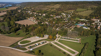 Giverny et le parking touristique La Plaine © JMP de Nieuwburgh