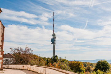 Obraz premium St. Chrischona, Bettingen, Riehen, Basel, Kirche, Fernsehturm, Wanderweg, Landwirtschaft, Obstbäume, Herbst, Herbstsonne, Schweiz