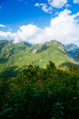 鋸岳の稜線　秋