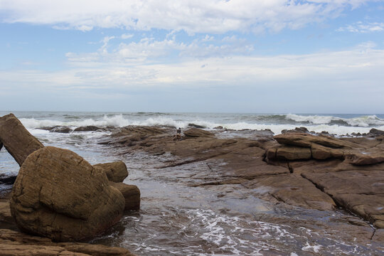 sea and rocks