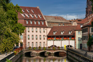 Fototapeta na wymiar Beautiful view of Strasbourg city in Alsace.