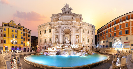 Fototapeta na wymiar Trevi Fountain at sunrise beautiful full view, Rome, Italy, no people
