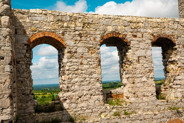 old castle ruins of ogrodzieniec