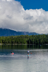 Sommerliche Entdeckungstour zum wunderschönen Eibsee in den Bayrischen Alpen - Deutschland