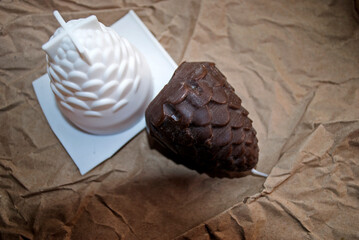 Pine shaped candle and its silicone shape. Candlemaking. 