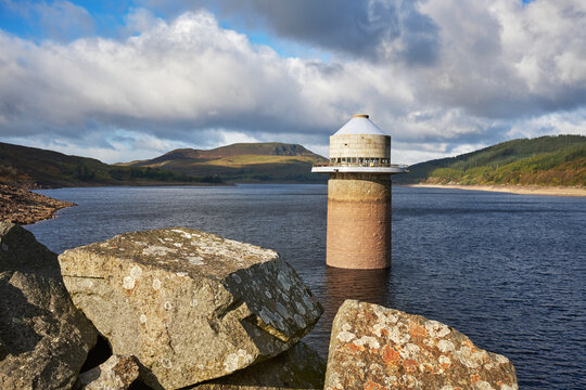 Llyn Celyn and the Arenigs
