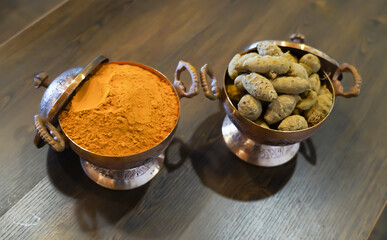 Indian spices in beautiful Kashmiri dishes