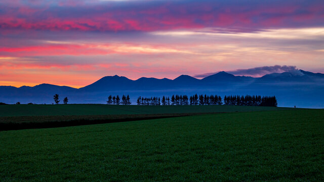 十勝岳」の写真素材 | 8,048件の無料イラスト画像 | Adobe Stock