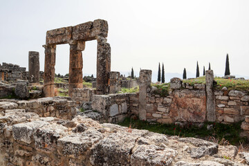 Scenic view of the ruins of ancient city Hierapolis in Pamukkale, Turkey