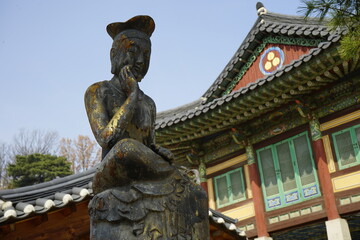 강남 봉은사 사찰에는 아미타블 부처상이 놓여있습니다.