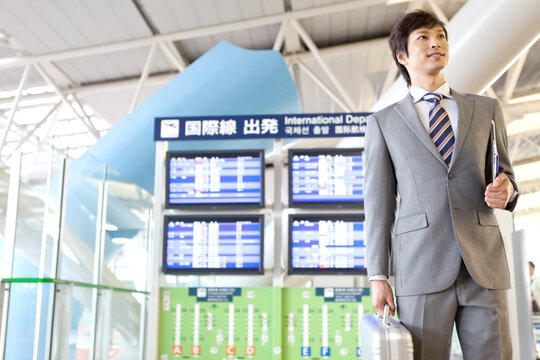 笑顔のビジネスマン