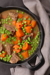 beef stew with carrot and pea