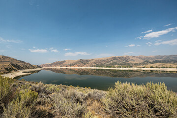 Fototapeta premium lake in the mountains