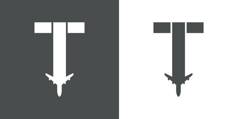 Fototapeta premium Logotipo con silueta de avión con trayectoria con forma de letra inicial T en fondo gris y fondo blanco