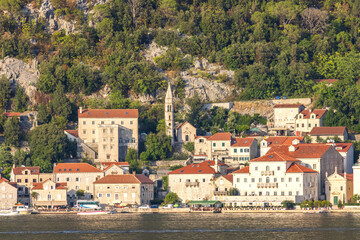 Fototapeta na wymiar Perast, as an absolute highlight of the Bay of Kotor, is also one of the most beautiful Baroque towns in Montenegro.