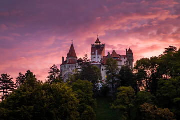 Fototapeta premium Bran Castle at sunset. The famous Dracula's castle in Transylvania, Romania