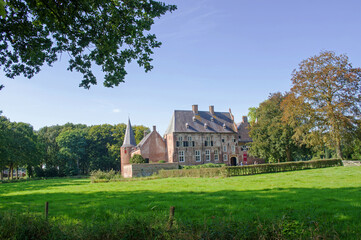Fototapeta na wymiar Castle Hernen in Hernen in the Netherlands