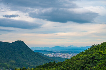 平尾台から望む行橋市の街並みと田園地帯