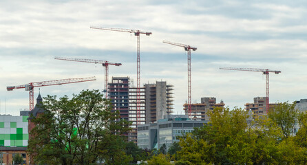 Rückbau Hochhäuser Kräne auf Baustelle © pusteflower9024