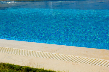 Fototapeta na wymiar swimming pool in a resort in summer