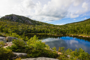 Fototapeta premium Tumbledown Pond on Tumbledown Mountain in Maine.