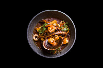 Seafood grill, exquisite Peruvian flavor.
