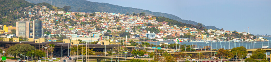 Fototapeta na wymiar panorâmica da cidade de Florianópolis, Brasil