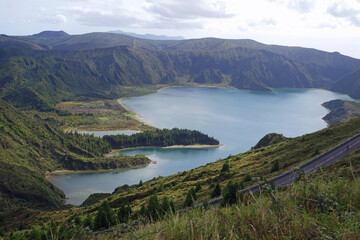 Fototapeta na wymiar viewpoint over lake fogo on the azores