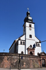 Fototapeta na wymiar Katholische Kirche St. Laurentius in Dahn ,Germany,2017 