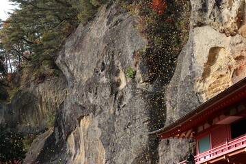 達谷窟毘沙門堂