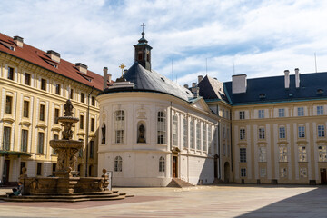 Fototapeta na wymiar view of the courtyard in the castle complex in Prague