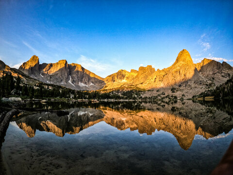 Sunrise at the stunning Cirque of Towers, seen from Lonesome Lake, Wind River Range, Wyoming, USA © raquelm.