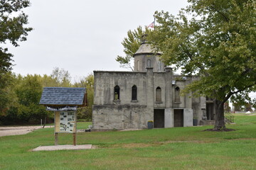 Fototapeta na wymiar Stone Mausoleum in a Park