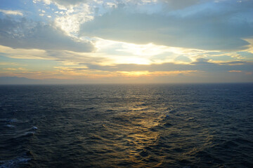 Sunset view from ferry in pacific ocean - フェリーからの太平洋の夕日