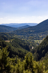 Paysage du Cirque du Bout du Monde à Saint-Etienne-de-Gourgas (Occitanie, France)