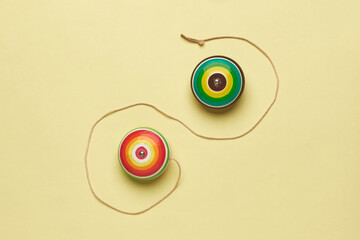 Juguetes Tradicionales Mexicanos YOYO © oaxe