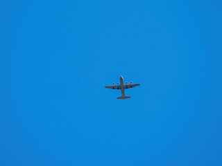 Close up shot of a us air force fighter flying in the sky