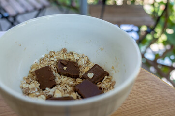 ダークチョコレートとオートミール