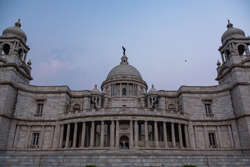 インド　夕暮れ時のコルカタにあるビクトリア・メモリアル