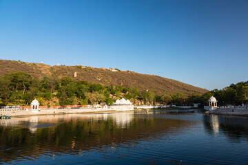 インド　ウダイプルのドロナチャーヤ・エックラビャ・パーク
