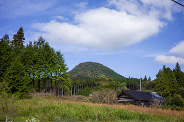 日本の岡山県新見市の荒戸山の美しい風景