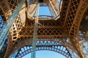 eiffel tower