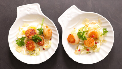 fried scallop with leek and cream