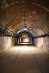Fototapeta na wymiar Podziemia zamku Książ, kompleks RIESE, tunele wykute w skale