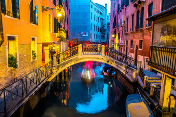 Fototapeta na wymiar The streets of Venice