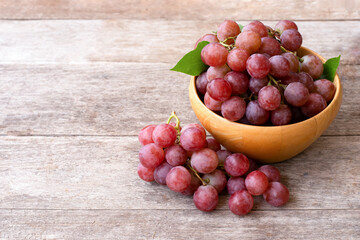 red grapes in a bowl